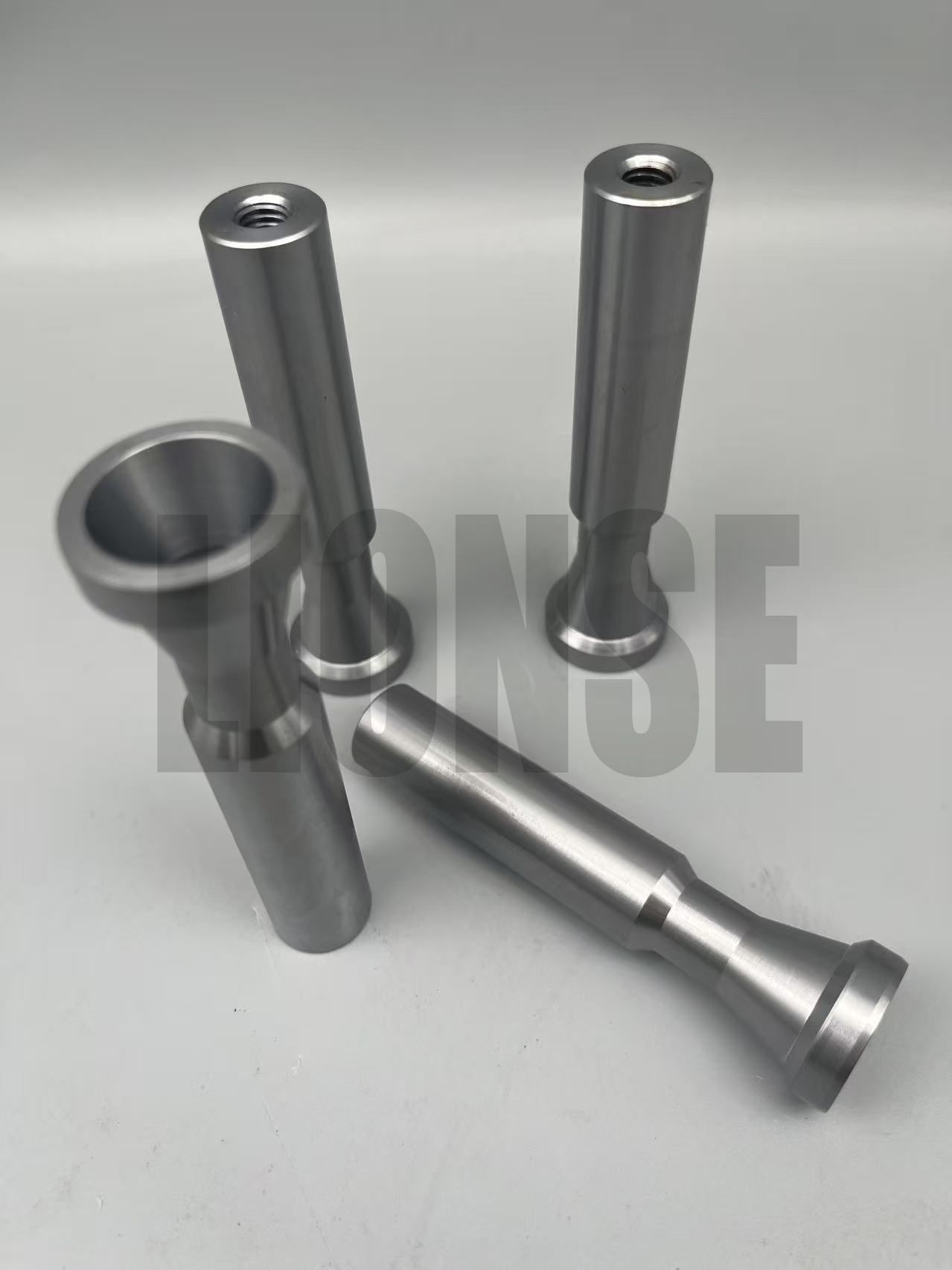 رزوه های ماشینکاری سفارشی CNC چیست؟