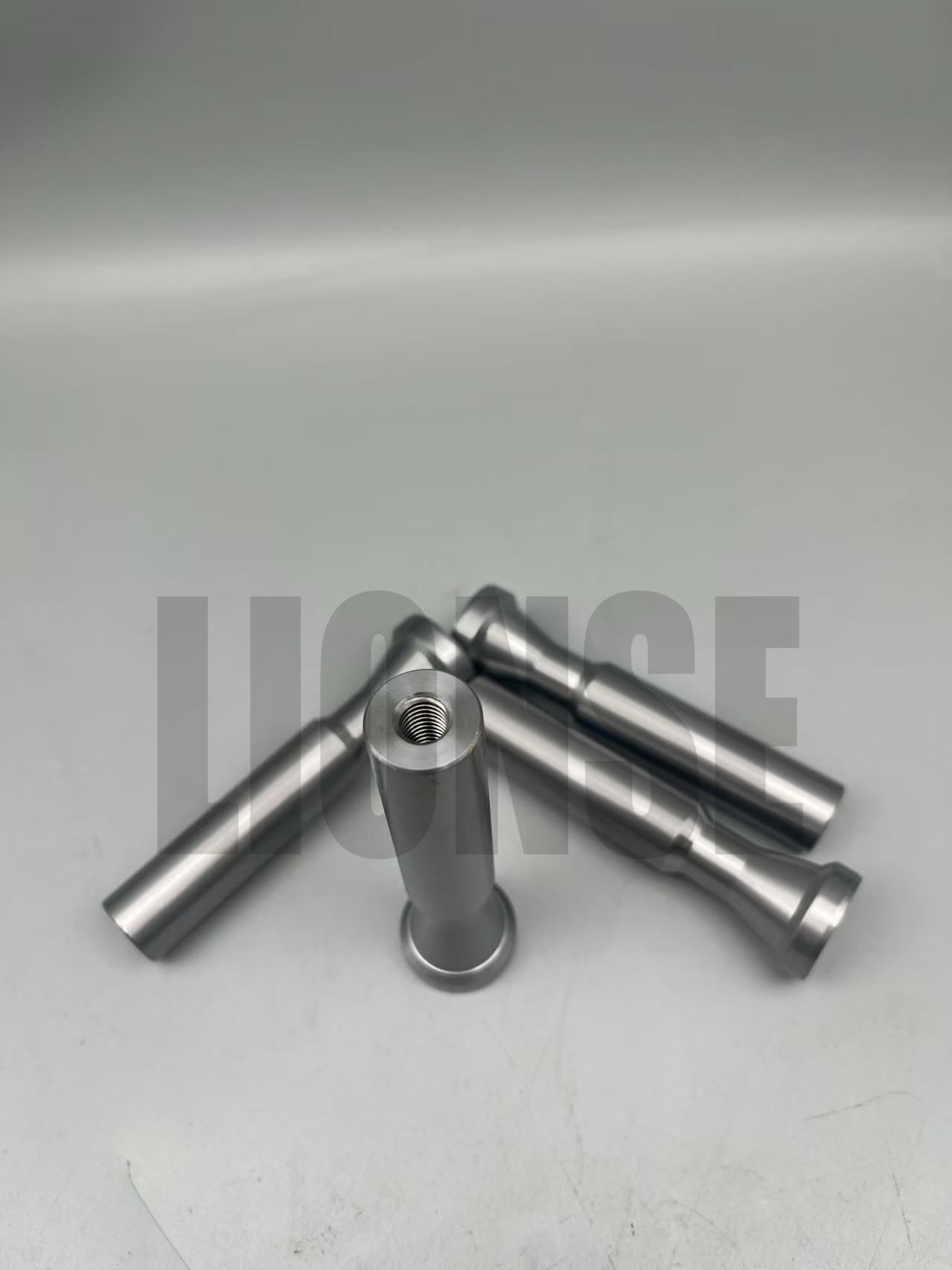 استندآف های رزوه ای ماشینکاری سفارشی CNC چگونه ساخته می شوند؟