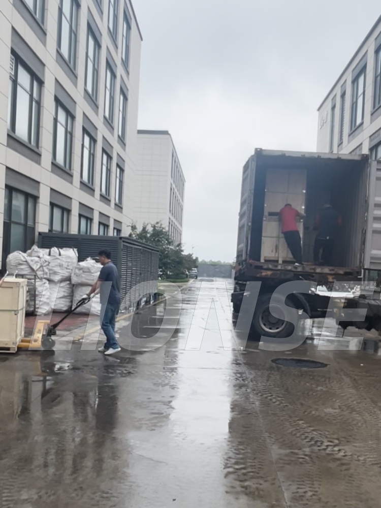 حمل و نقل موفقیت آمیز: اجزای ماشینکاری CNC سفارشی