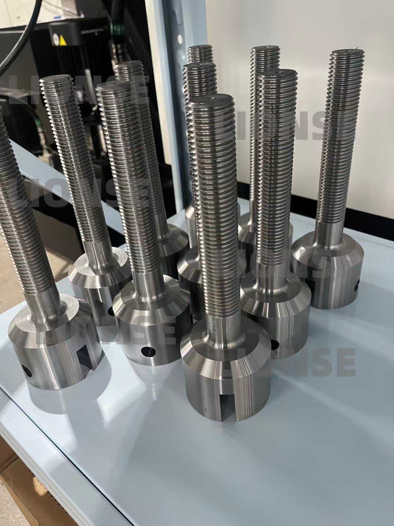 پیچ و مهره های کششی زنجیر ماشینکاری سفارشی CNC